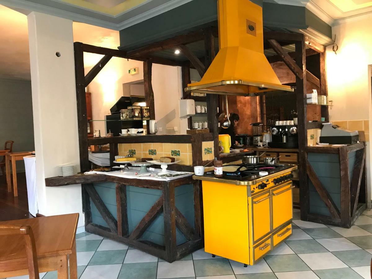 Tsilaosa Hotel 실라오스 외부 사진