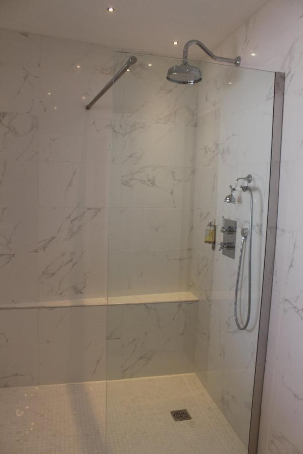 Tsilaosa Hotel 실라오스 외부 사진